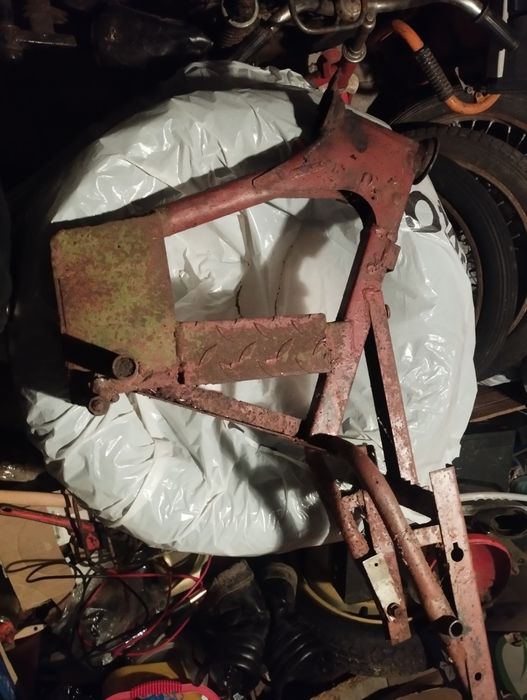 WSK 125 rama, części (wfm, shl, MZ)