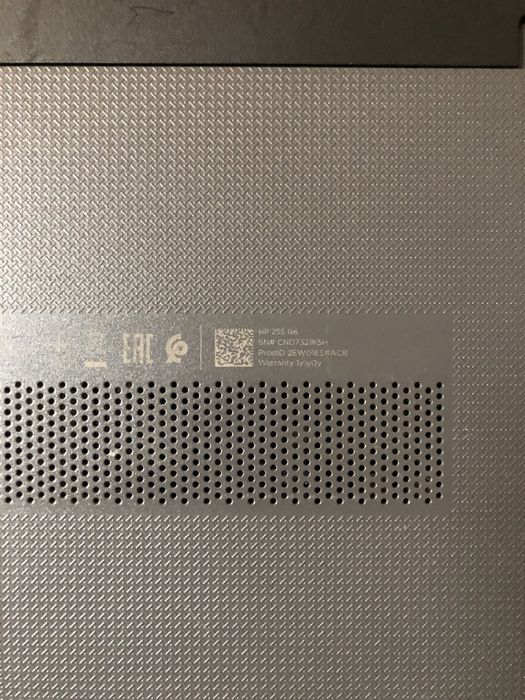 HP 255 G6 15’ (4gb RAM, 500 HDD)