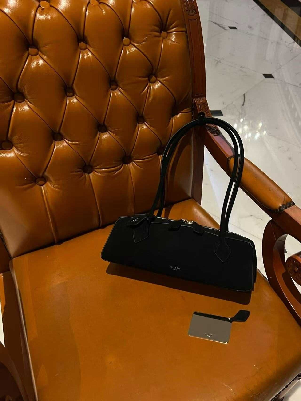 Bolsa Sausage Alaïa, nova