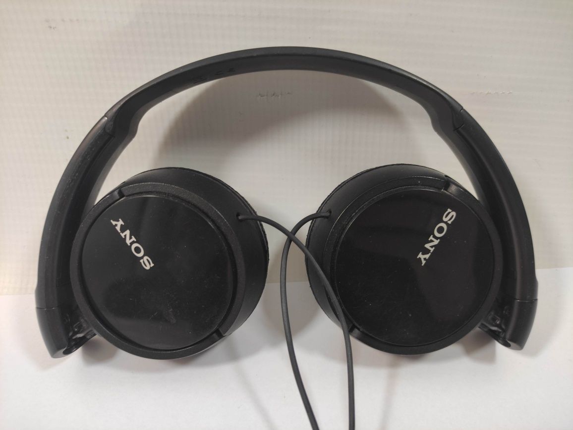 Słuchawki nauszne Sony MDR-ZX110
