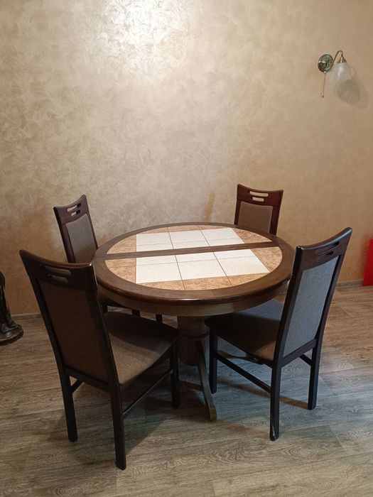 Стіл розкладний.