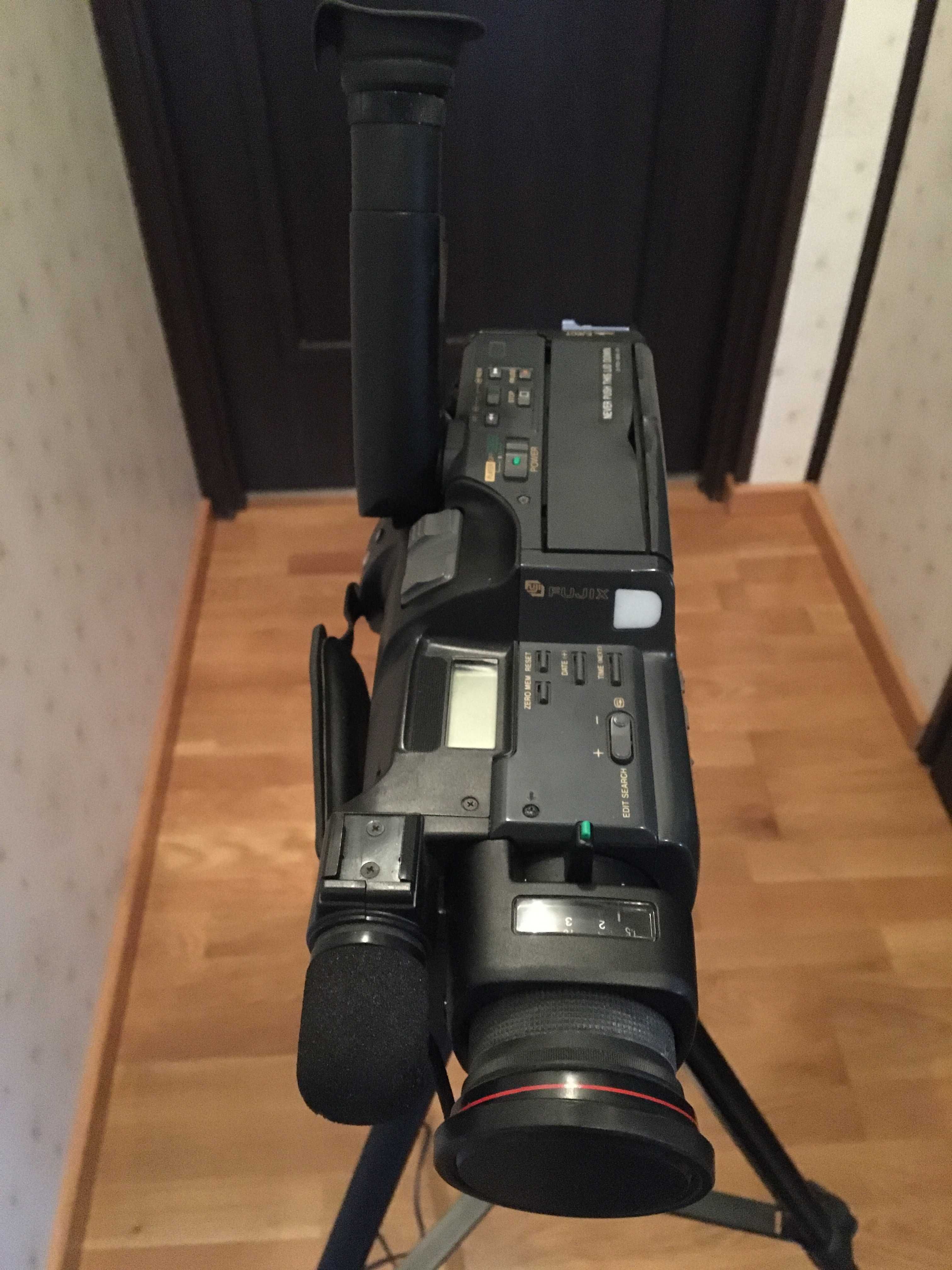Kamera na kasety Fujix-8 F610