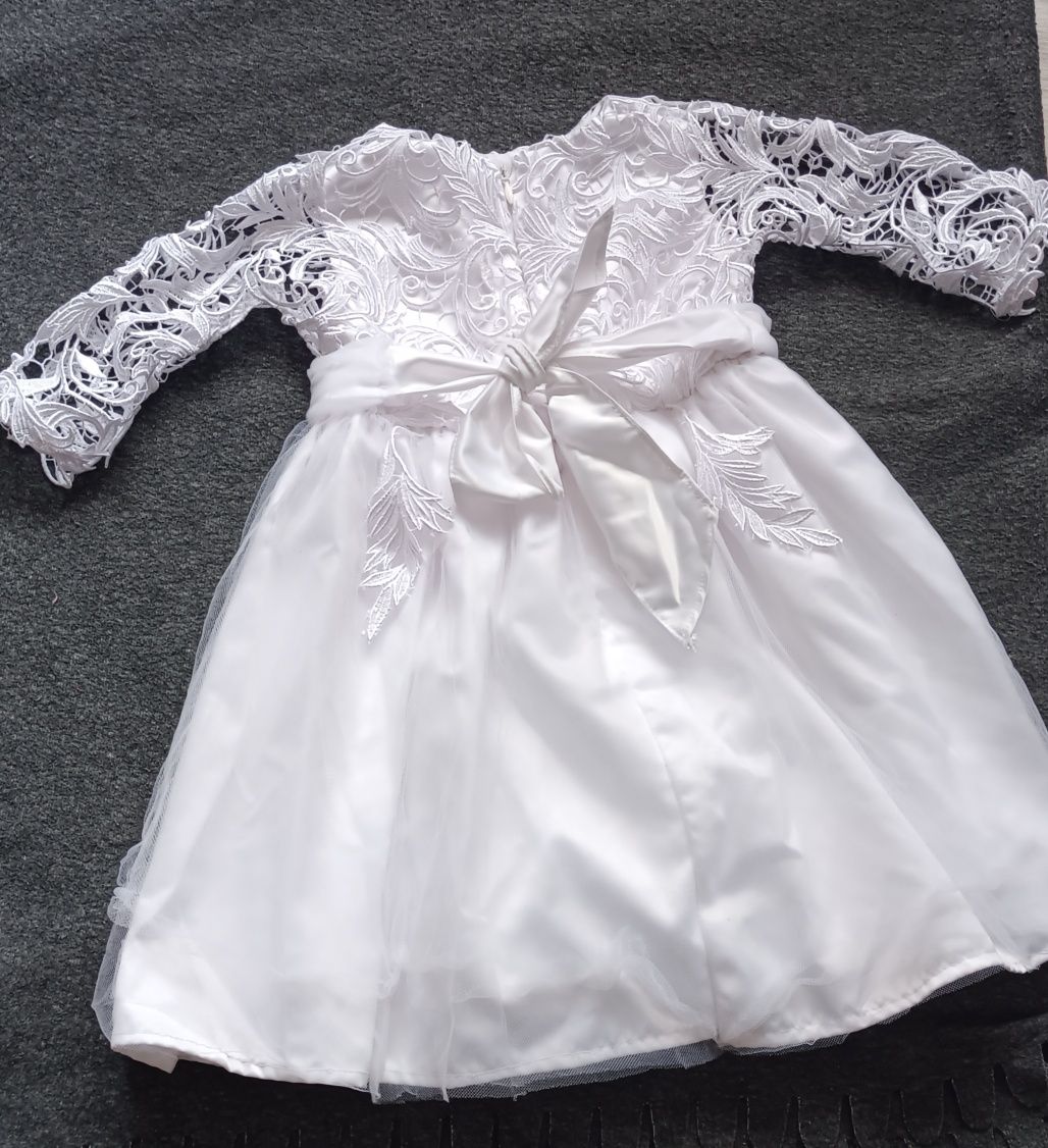 elegancka sukienka dla dziewczynki/dziecka chrzest/ślub + butki