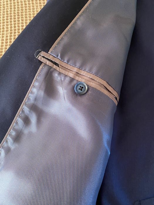 Продам мужской деловой костюм