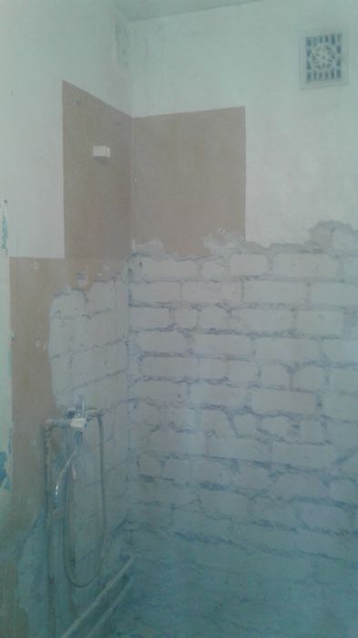 Демонтаж штукатурки, плитки, обоев, окон, стяжки, стен. Харьков.