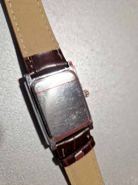 Zegarek Nary Quartz na pasku