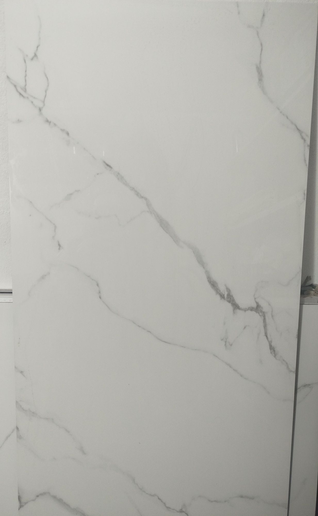 Керамограніт плитка 60*120 8м.кв
