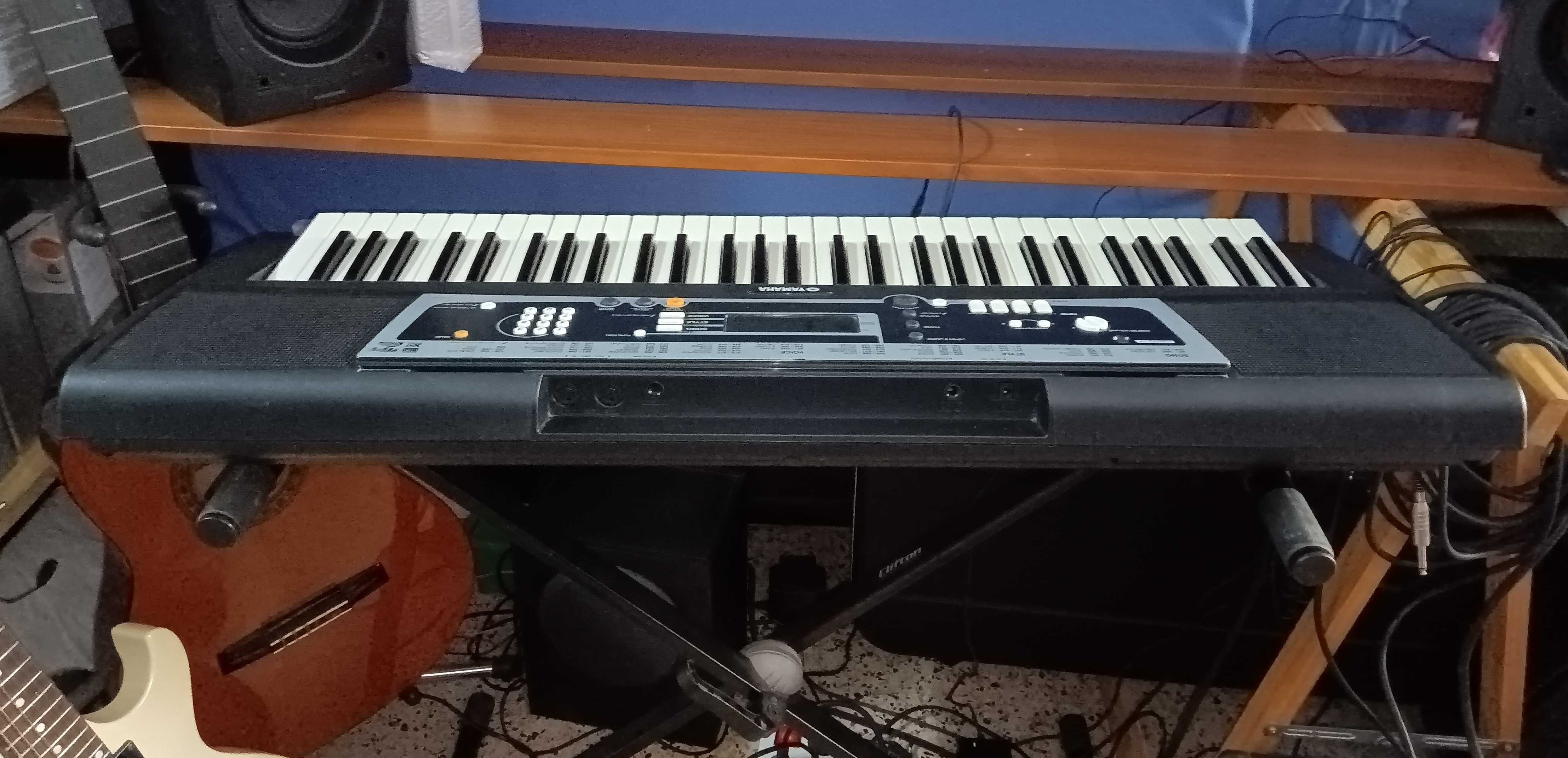 2 teclados a funcionar corretamente