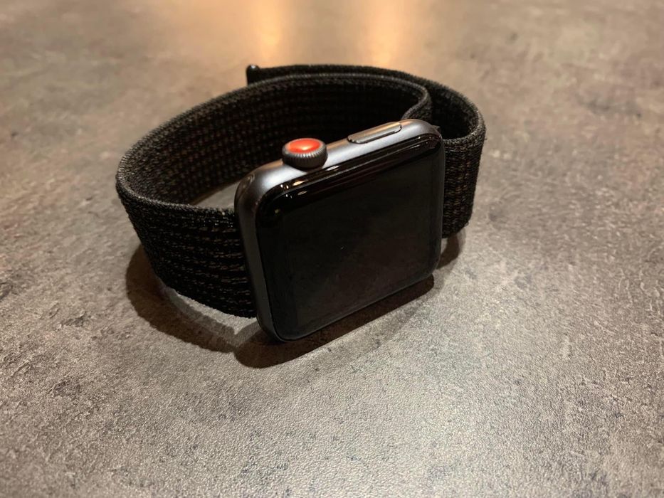 Apple watch 3 42mm nike+ cellular s3 LTE A1861