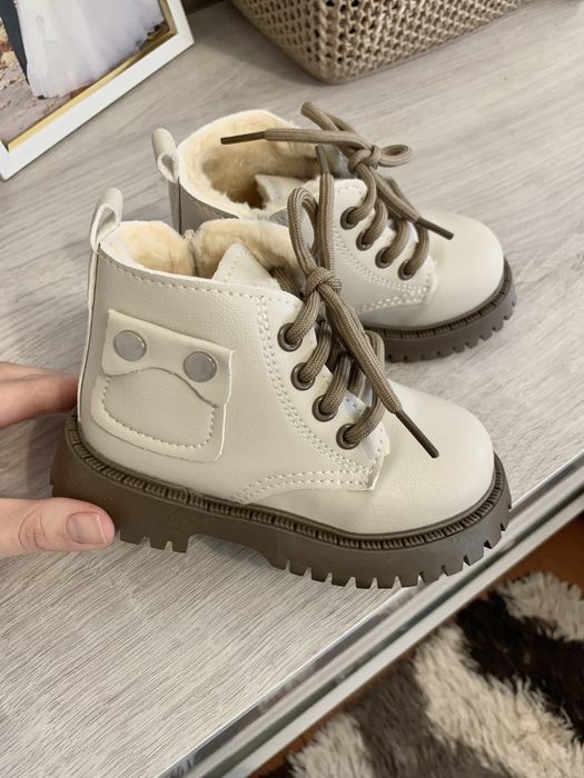 Зимові ботінки, черевики