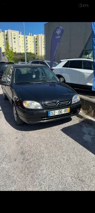Carro Saxo citroen 2001 gasolina