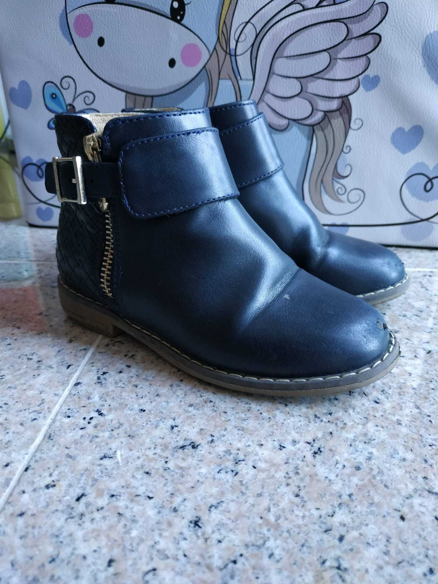 Botas Mayoral de menina tamanho 26 (usadas)