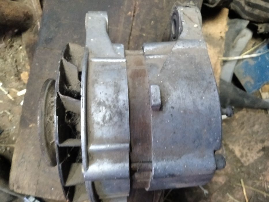 Генератор ВАЗ 2101.  Жигули