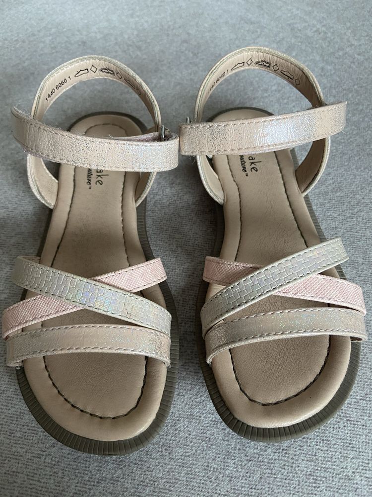 Sandały  dziewczęce 28 cupcake Deichmann paski różowe złote mieniące