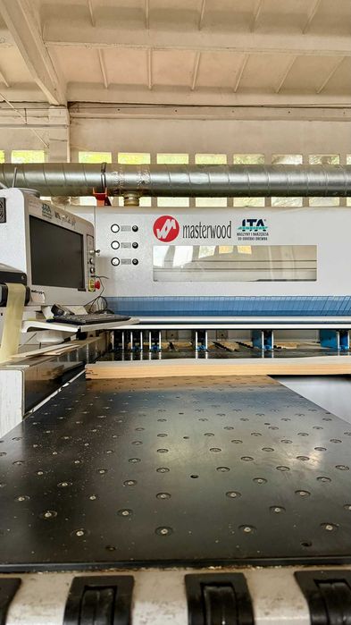 Piła panelowa Masterwood MS-320 / 2022 r. / b. dobry stan