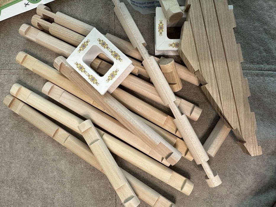 Дерев'яний конструктор будинок