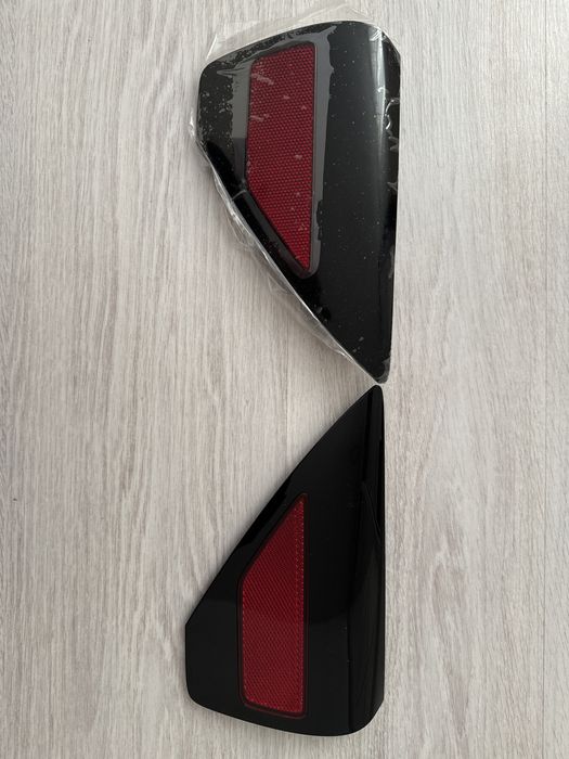 Лючок зарядки тесла y, катафот фонаря tesla y, лючок зарядки tesla 3