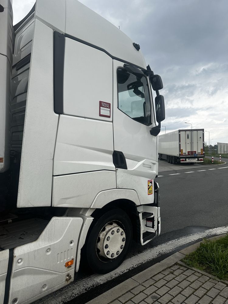 RENAULT GammaT  520km Low Deck