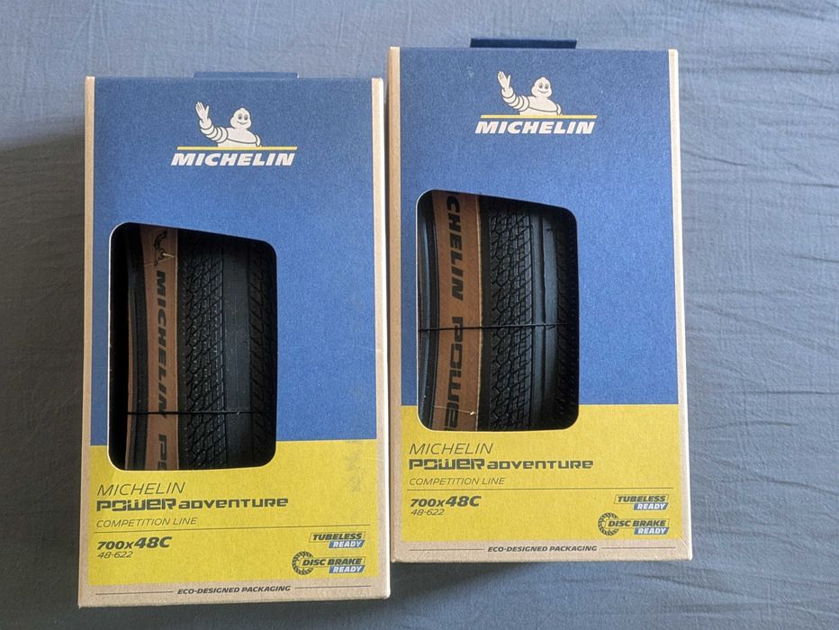 Komplet Michelin power adventure 700X48C 48-622 brązowy bok gravel