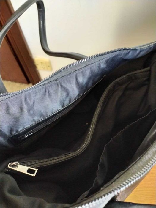 Сумка чорна шкіряна