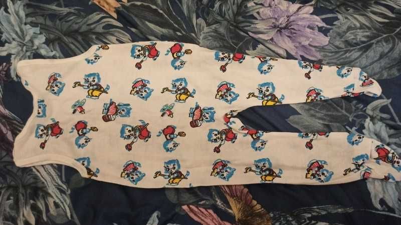 Pajacyk dziecięcy unisex w rozmiarze 74cm