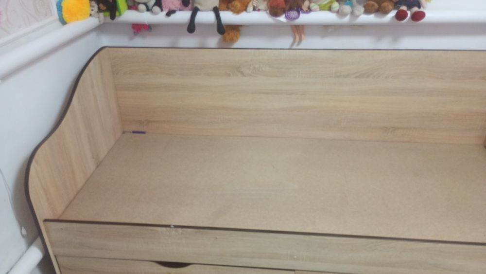 Ліжко односппльне в гарному стані