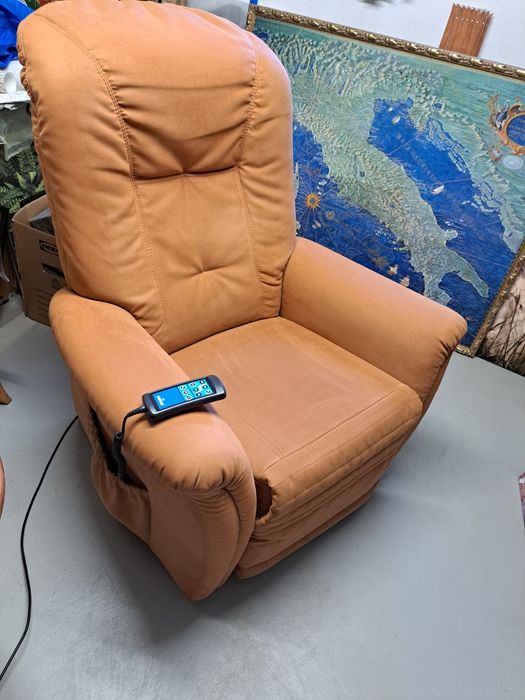 Rozkładany fotel elektryczny