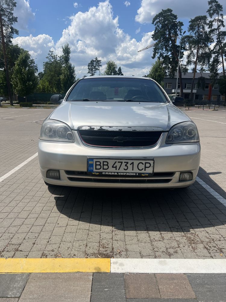 Продам автомобіль шевроле лачетті