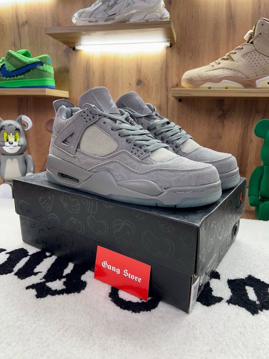 Кросівки Nike Air Jordan 4 Retro Kaws Grey