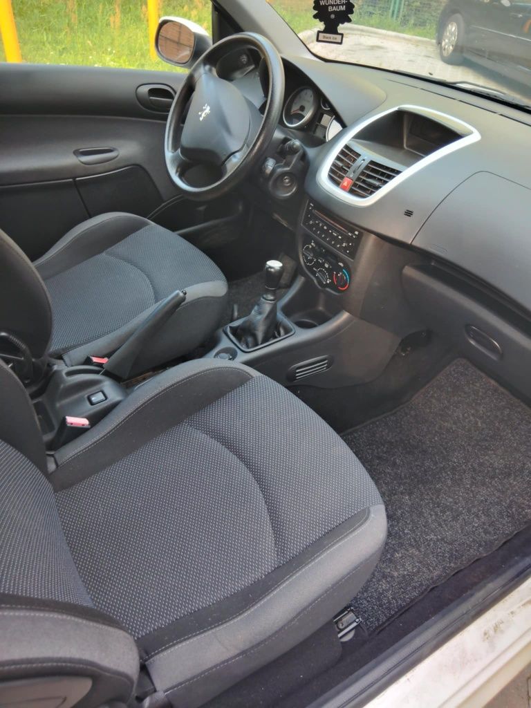 Peugeot 206+ - 2009 - klimatyzacja, centralny zamek, elektryczne szyby
