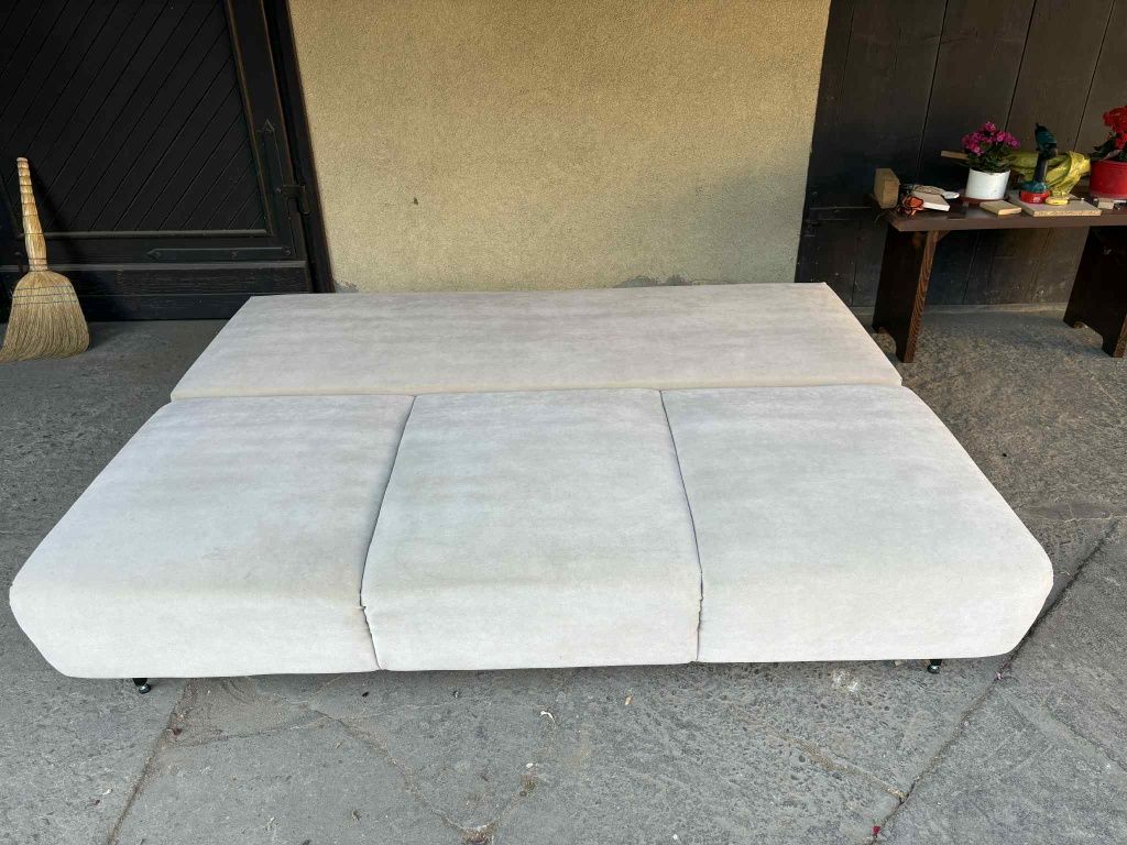 Wersalka-sofa rozkładana