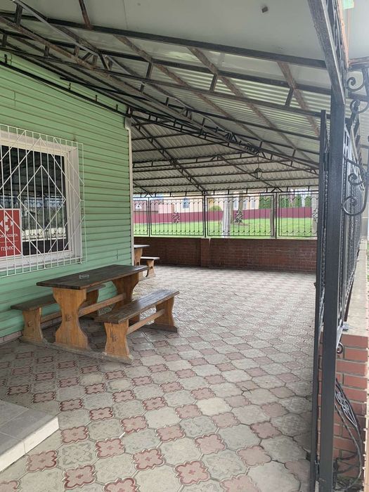 Магазин в селі Слобода Комарівці.