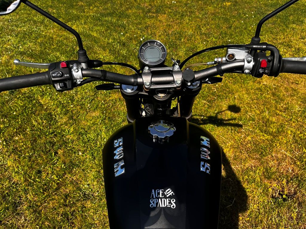 SWM 125 scrambler 15km