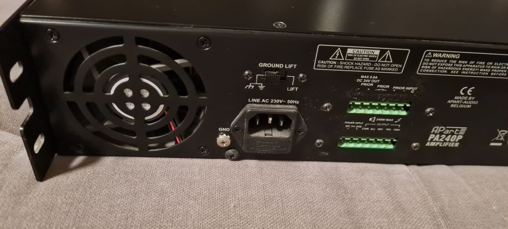 WZMACNIACZ Cyfrowy 2-Kanałowy APART Audio PA240P