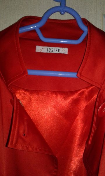Платье плащ пыльник красный 44 размер