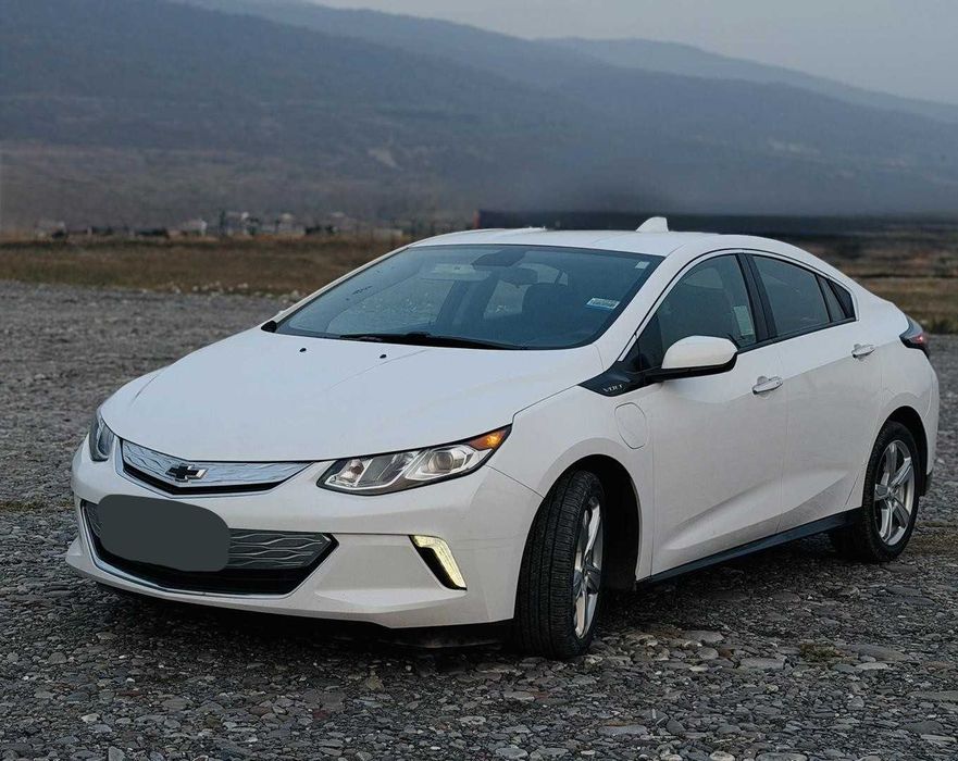 Chevrolet Volt 2019 1.5 PHEV AT (101 к.с)  LT Шевроле Волт плагин гібр