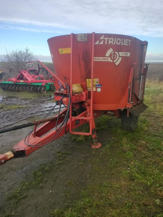 Wóz paszowy,paszowóz TRIOLIET 5m3