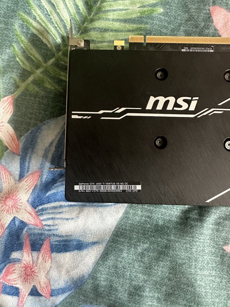 Komputer  gtx 1660ti xeon e5 zasilacz