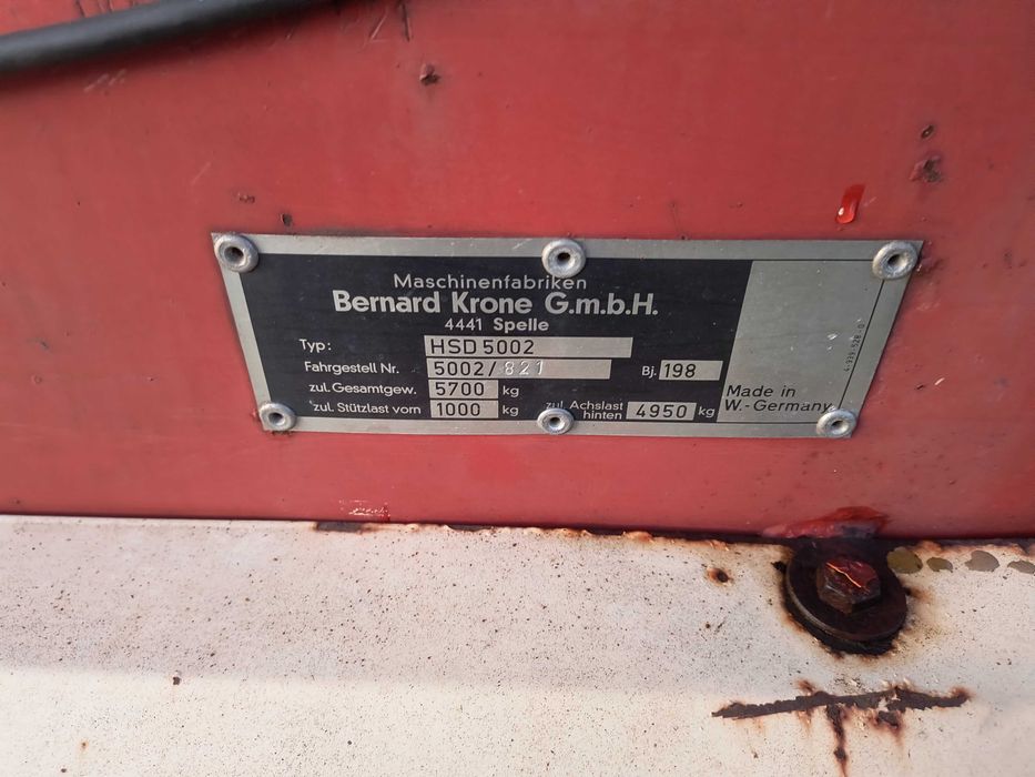 Przyczepa samozbierająca Krone