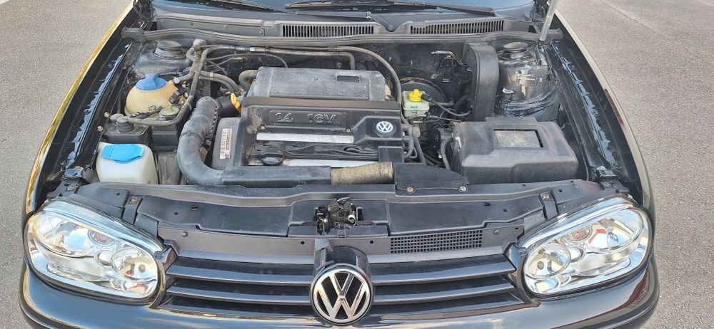VW Golf 1.4 Sport com 103mil km