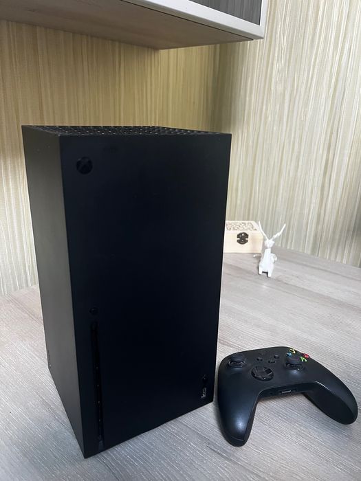 Приставка Xbox Series X