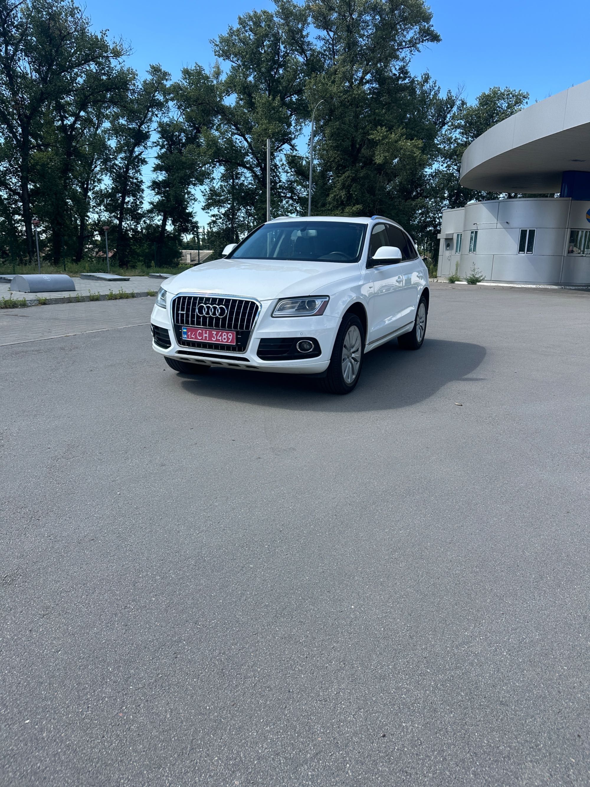 AUDI Q5 PREMIUM Hybrid 2013 року