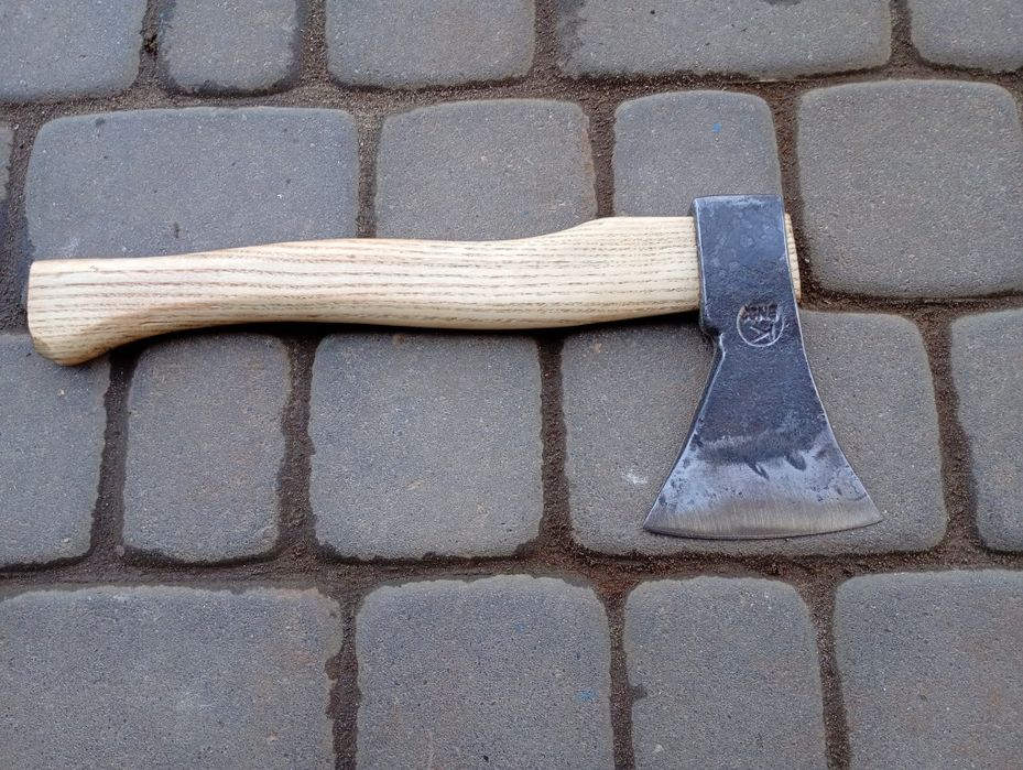 Ręcznie kuta siekiera Końskie BN 0,7