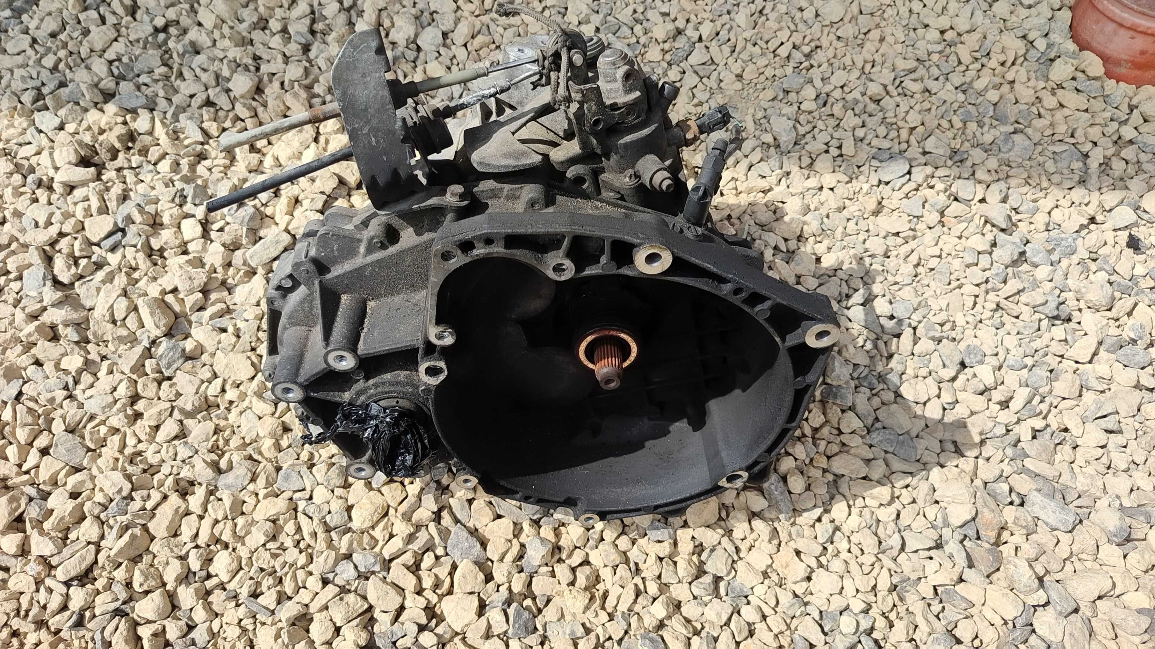 Skrzynia biegów Opel Vectra c Signum SAAB 03-08.r 1.9 CDTI Z19DTH F40
