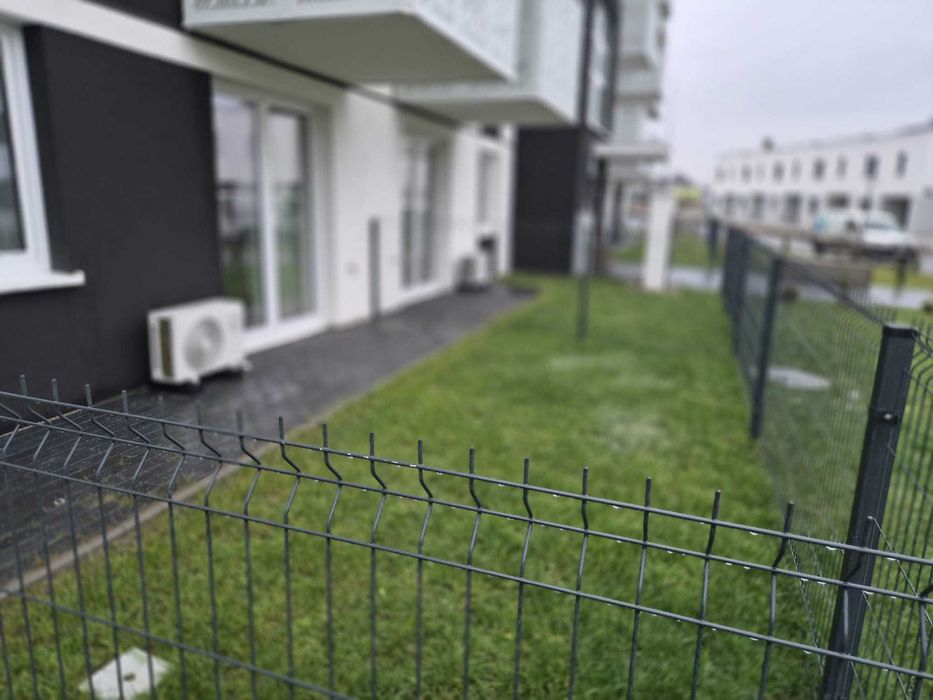 Nowe, nigdy niezamieszkałe mieszkanie  z klimatyzacją i ogrodem.