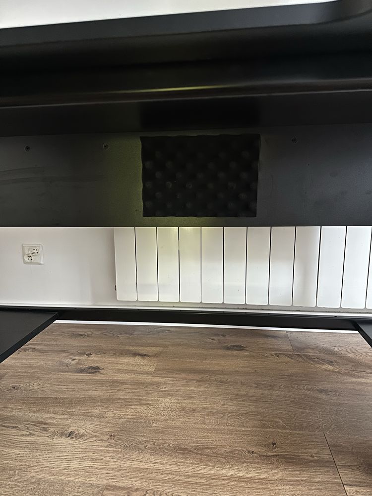 Biurko gamingowe Fredde IKEA