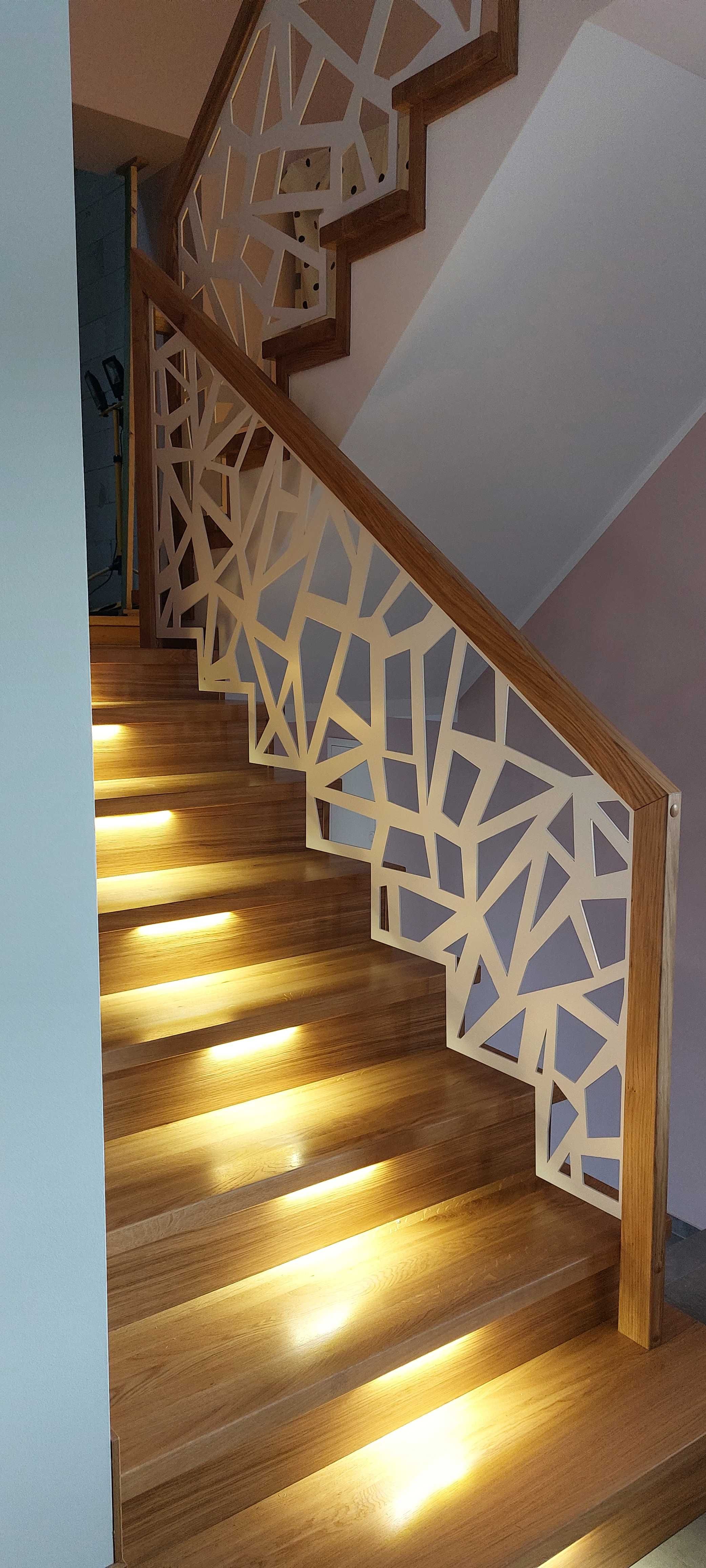 Schody dębowe, jesionowe, balustrady