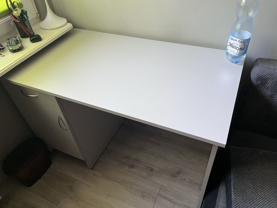 Biurko 120cm x 60cm x 79cm