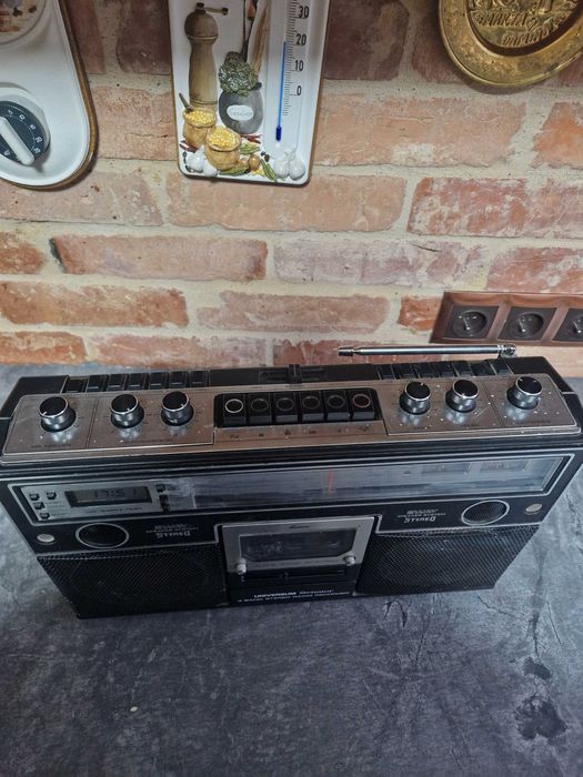Radiomagnetofon  Universum Senator