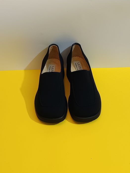 Sapatos n° 35 novos